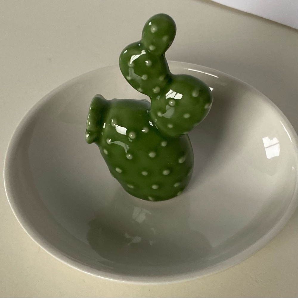 Cactus Ring Holder Dish Ceramic Vintage  Jewelry Tray Green White Bowl Southwest